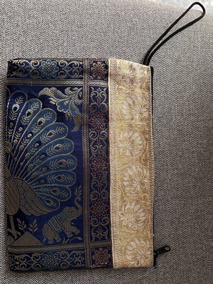 Handbag with authentic Asian silk fabric and gold thread weave
