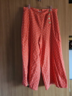 Stradivarius culotte summer used, M/L, coral polka dot