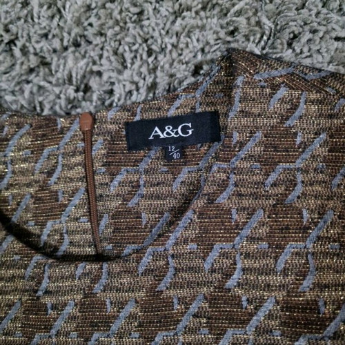 A&G UK dress brown and gold size M like new