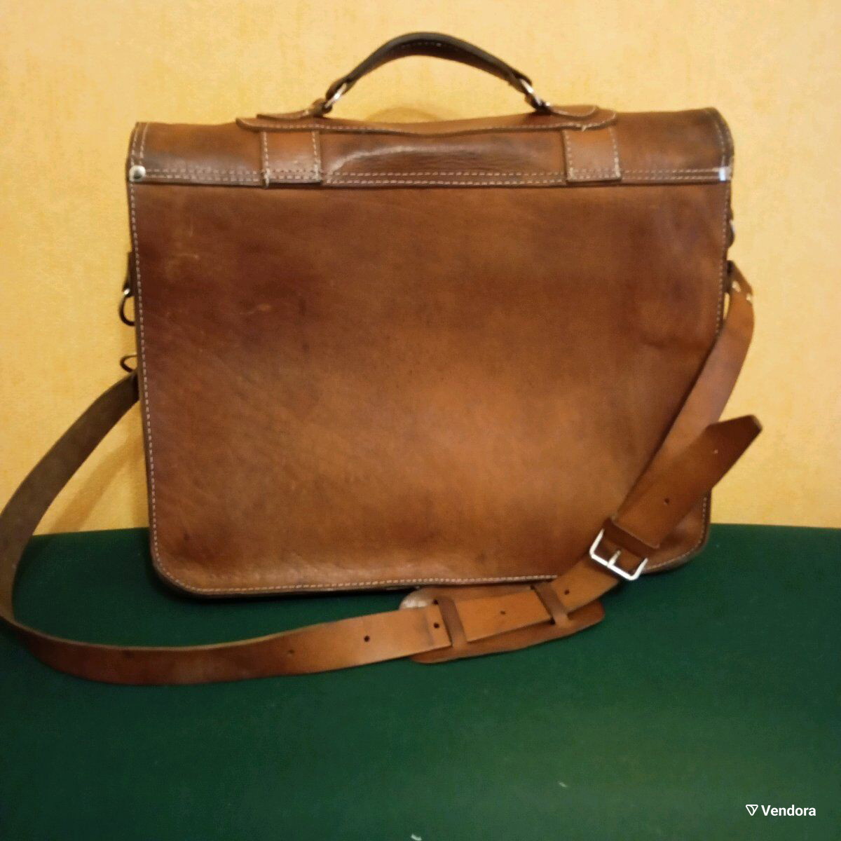 Τσάντα δερμάτινη επαγγελματική σαν καινούργιο, χειροποίητη, χρώμα ουίσκι