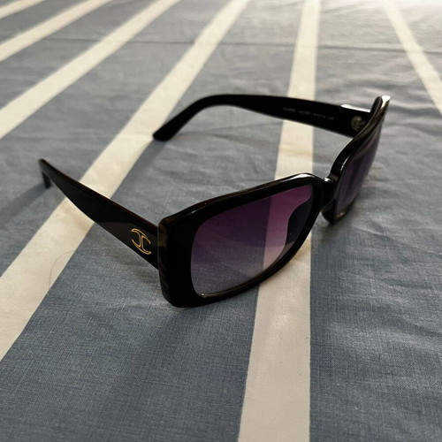 Just Cavalli JC498S sunglasses, black and purple
