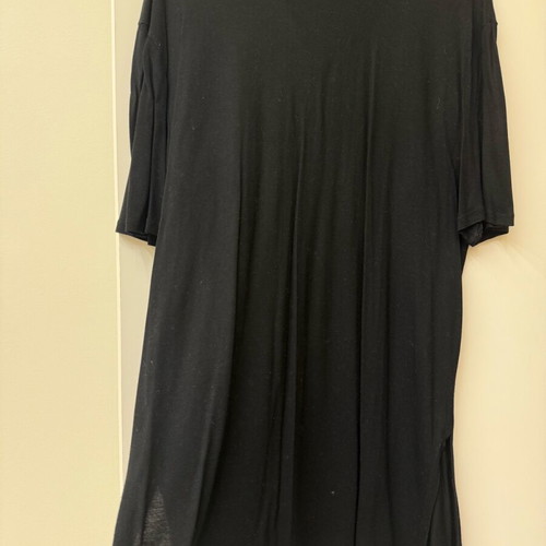 T-shirt long black with side openings Zara like new