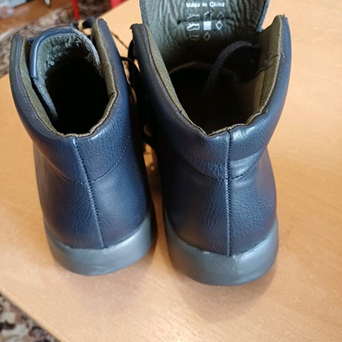 Avirex ankle boots new, narrow fit, size 40