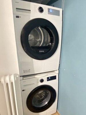 Samsung washing machine and dryer set 9 kg like new