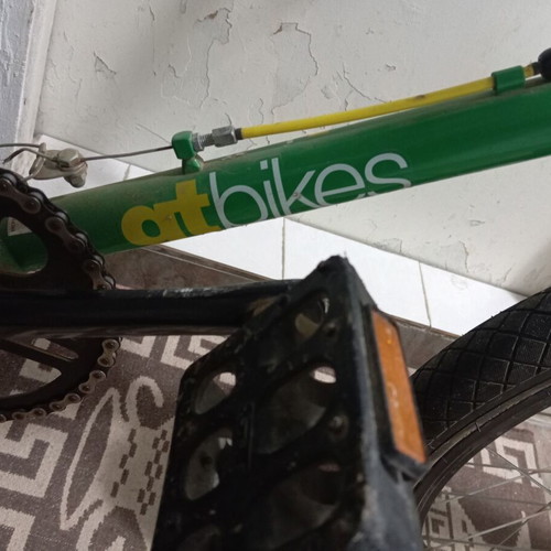 Gt bike BMX like new with 20 inch wheels and V-Brakes