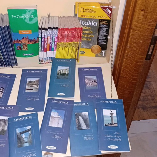 Europe travel guides and road maps used, set of 87 pieces