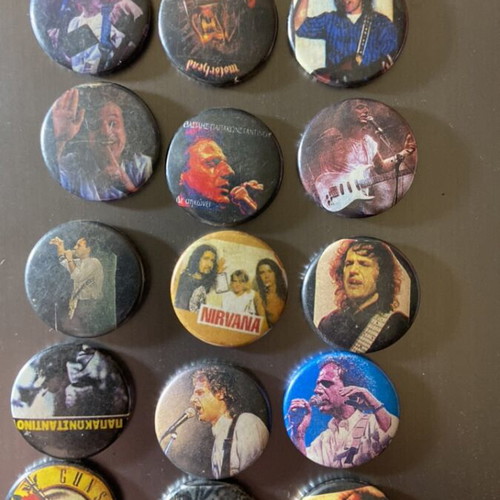 Rock pins used, set of 18, Papakonstantinou