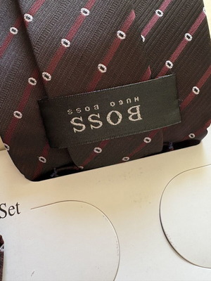 Boss silk tie with cufflinks new, multicolor