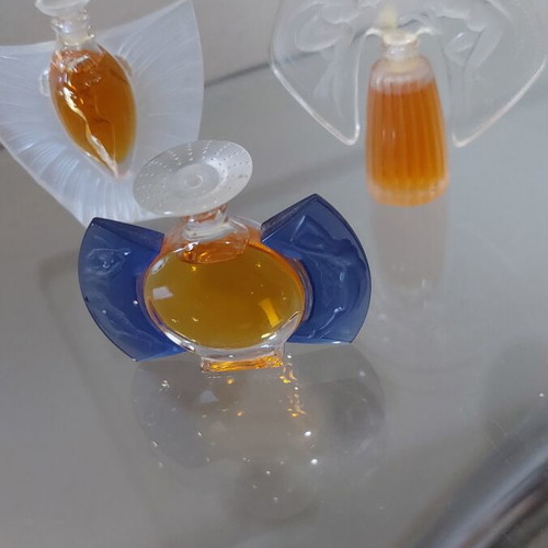 Lalique Ultimate Collection Les Introuvables Mini Perfume Set like new