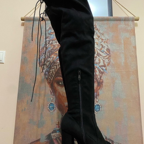 Over the knee suede boots black new, size 37