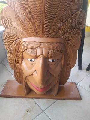 Decorative Indian head used, made of wood