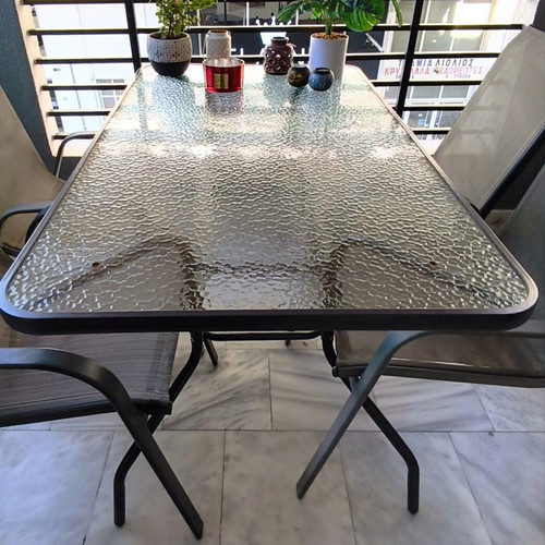 Outdoor table with glass top and metal frame like new, 1.40x0.80m