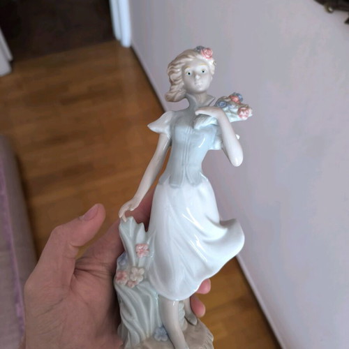 Porcelain decoration with girl like new