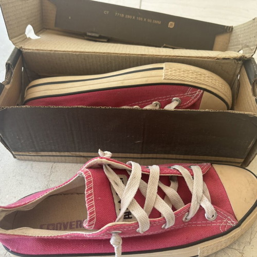 Converse sneakers like new, pink, sizes 39.5-40