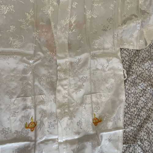 Authentic kimono with embroidery, new, medium, white