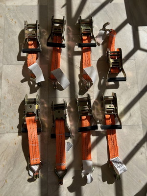 Keys for truck straps like new, 8 medium and 5 large