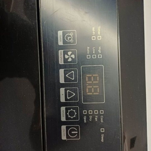 Tesla Portable Air Conditioner Cooling and Heating like new, 2024 model