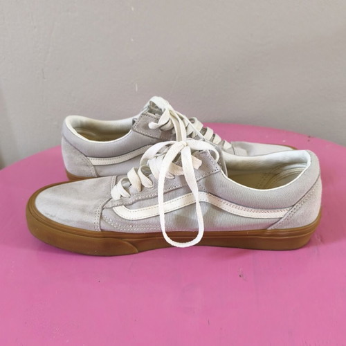 Vans sneakers beige with gum sole like new, size 44.5