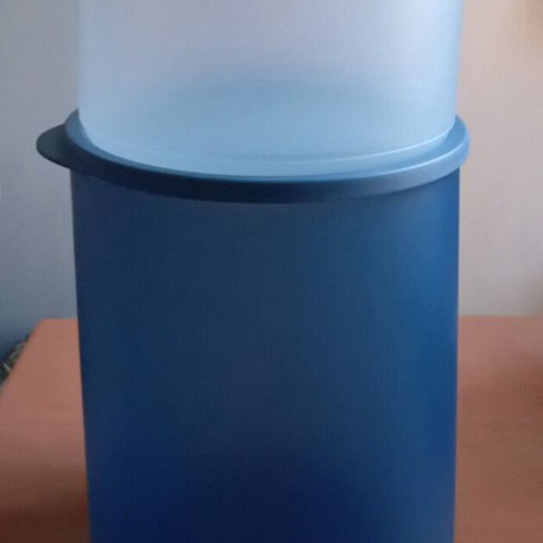 Tupperware Round Canisters in 2 Beautiful Colors New