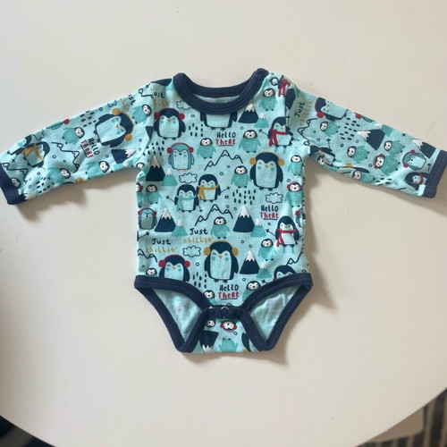 Baby boy bodysuit new with penguin designs 1-3 months 100% cotton
