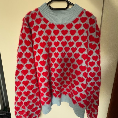 Milk white sweater like new with hearts, blue and pink