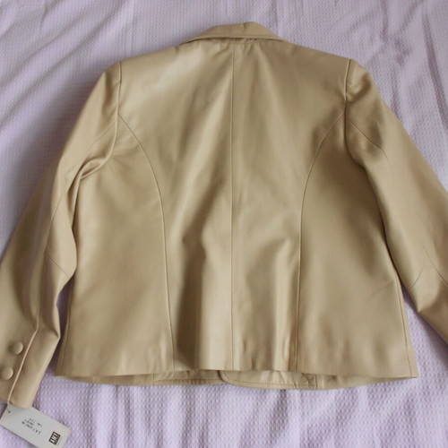 Leather jacket Amy leather design beige size XL new with tag