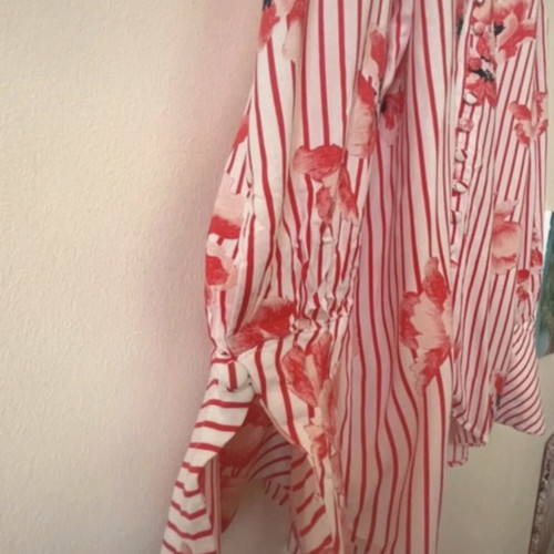 Floral shirt Marks & Spencer like new, size L, white and red