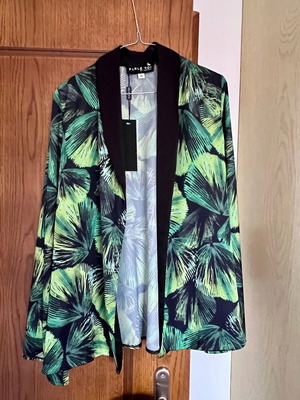 Kimono new with belt, black and green, size M