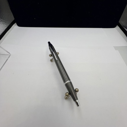 Parker pen like new without box