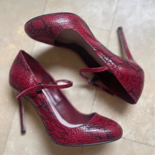 Mary Jane red snake print leather heels like new, size 37