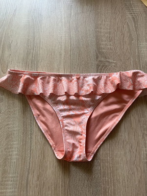Pretty Me pink swimsuit like new, size L