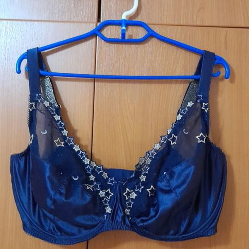 Marks & Spencer Boutique σουτιέν σκούρο μπλε με ασημένια κεντήματα αστεριών, μέγεθος EUR 90K