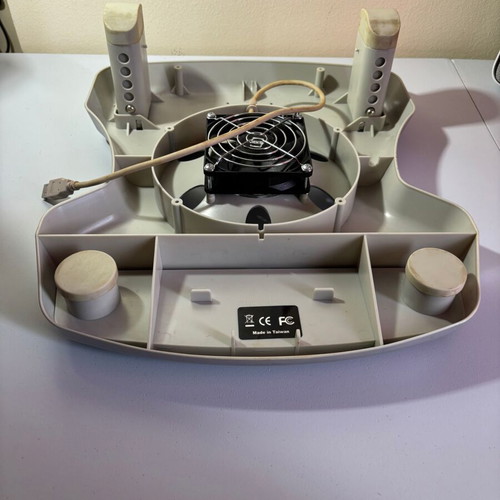 Laptop stand with fan used, in good condition