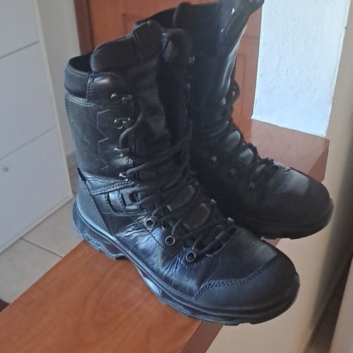 Alpina tactical boots size 43 like new with sympatex and Vibram sole
