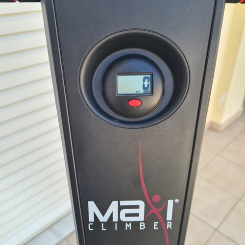 Maxi Climber vertical climbing exercise machine, like new