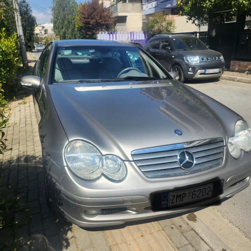 Mercedes-Benz C200 Kompressor Coupe used, 93,000km, silver