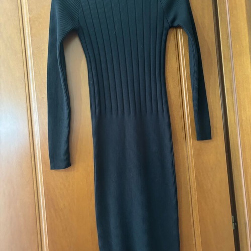 Rib dress black like new, very elastic