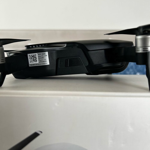 DJI Mavic Air Drone Fly More Combo like new