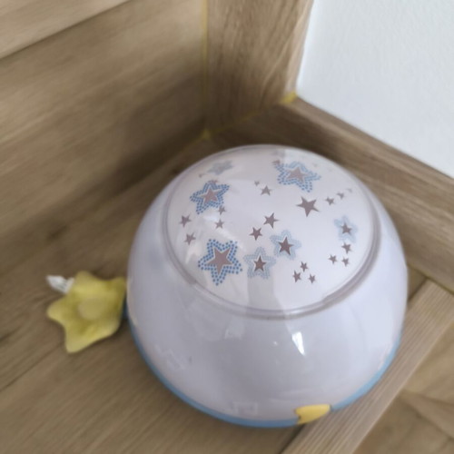Chicco musical night light with star projector