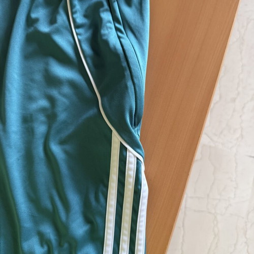 Adidas sports shorts like new, green, size M