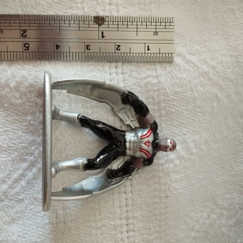 Mini Metal Figure Jada Marvel Falcon like new
