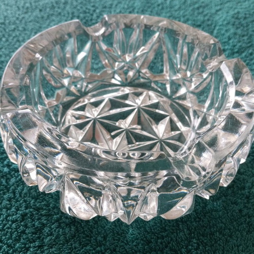 Ashtrays pair new, crystal, heavy