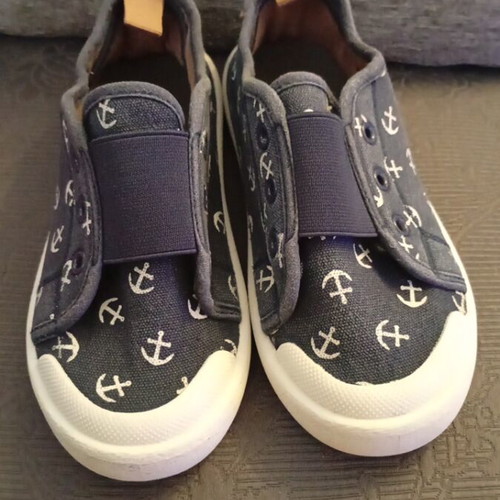 Blue canvas shoes with white anchors size 29 like new