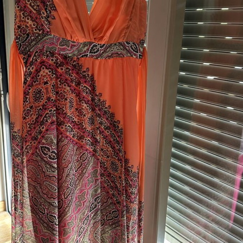 Lynne long multicolor dress size small like new