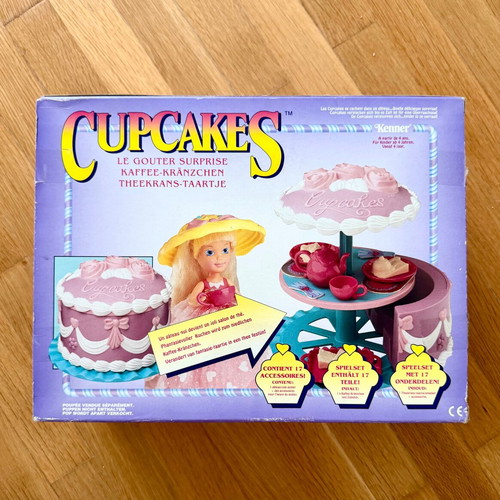 Vintage Cupcakes Tea Party Cake playset like new