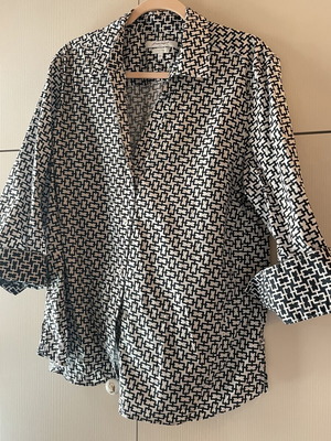 Shirt like new, white, sizes L to XXL