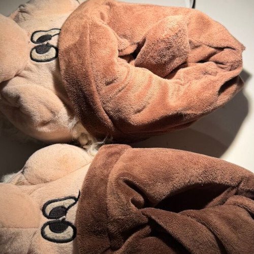 Disney Grumpy slippers used, brown