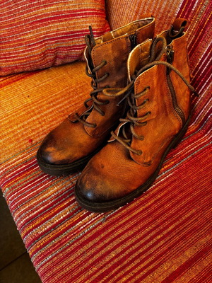 Brown boots used, size 39