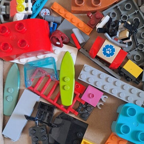 Lego authentic pieces like new, pack