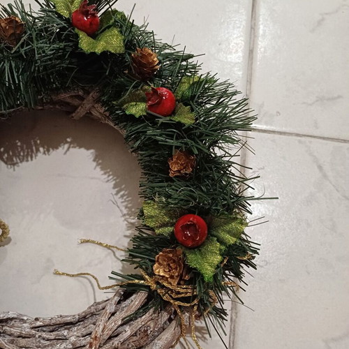 Christmas wreath used with mistletoe and small pomegranates 25cm